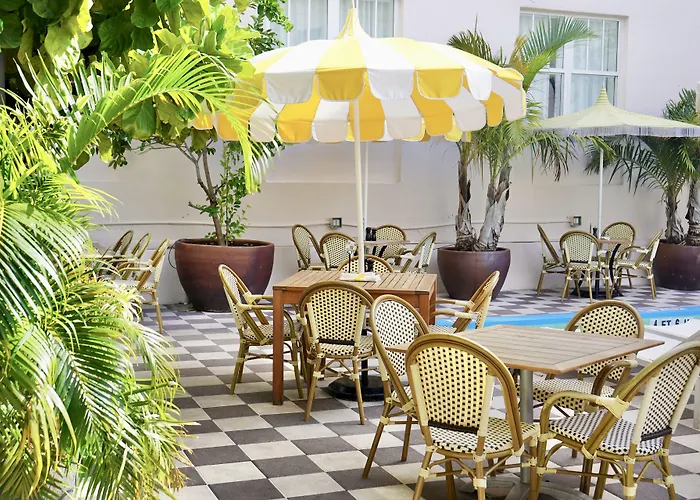 Clinton Hotel South Beach